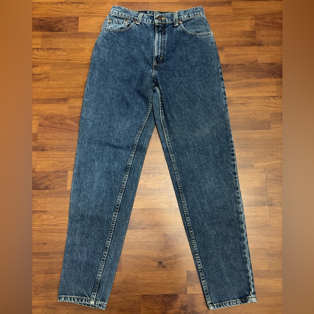 Vintage Levi’s 550 Tapered Leg High Rise Mom Blue Jeans USA Made 1995 Size 9